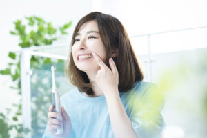 矯正したのに歯並びが戻る？後戻りしないための方法は？